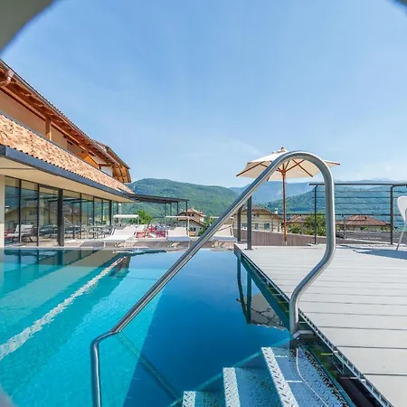 Seaberhof Bed & Breakfast 4*
